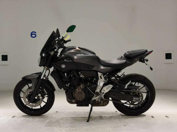 Мотоцикл naked bike Yamaha MT-07 рама RM07J нэйкед байк среднекубатурный спортивный дорожный гв 2015 — фото 2